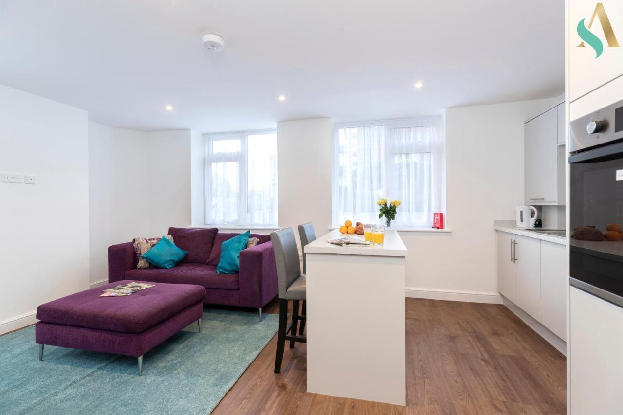 Globe Apartments Гисбъро Екстериор снимка