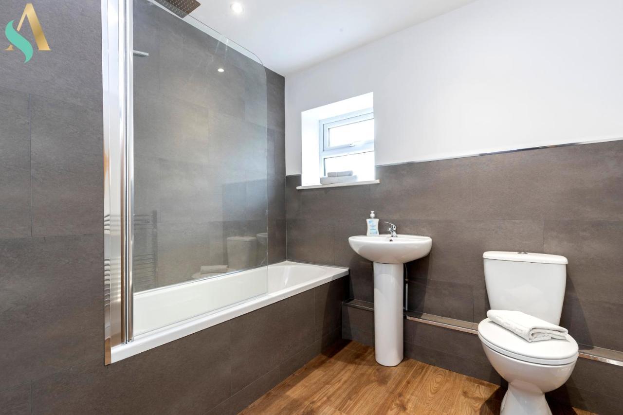 Globe Apartments Гисбъро Екстериор снимка
